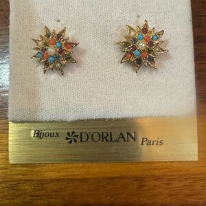 D'Orlan Gold Plated Star Pierced Earring with Swarovski Crystals and Sandstones.